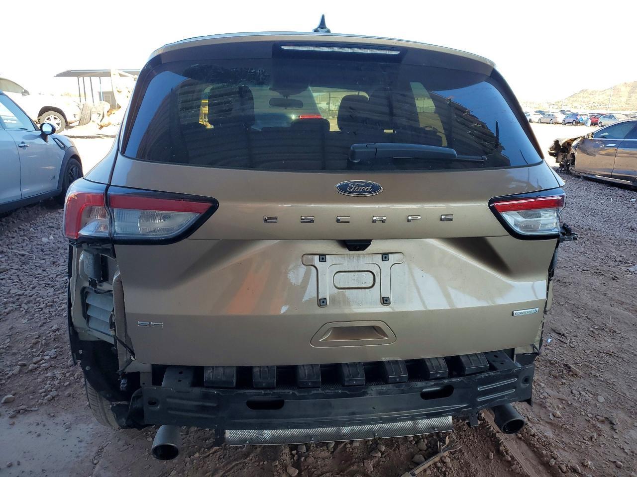 2020 Ford Escape se