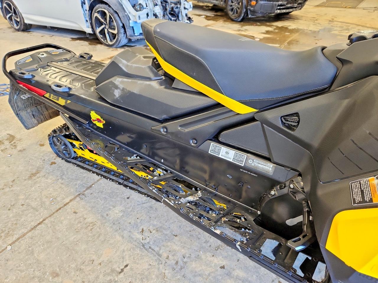 2024 Skidoo 2024 Skid MXZ Adrenaline