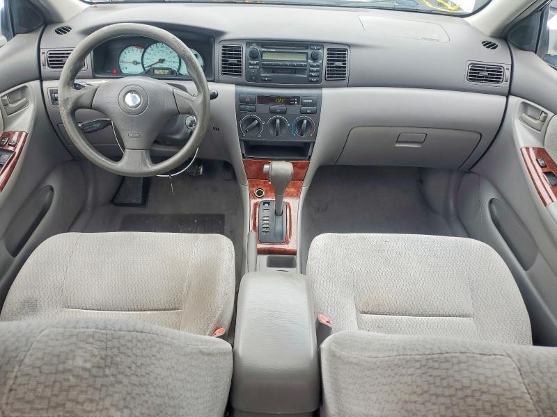 2004 Toyota Corolla le