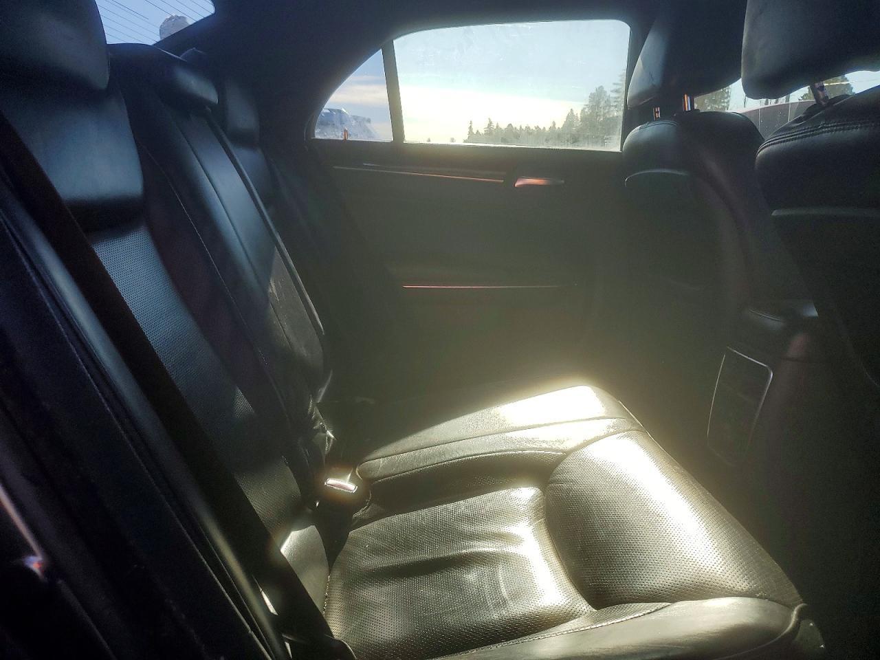 2014 Chrysler 300c