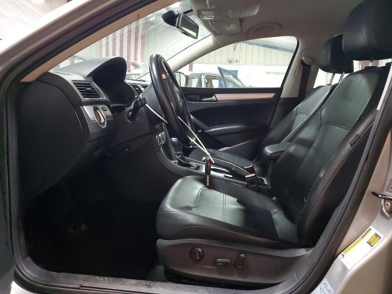 2013 Volkswagen Passat se