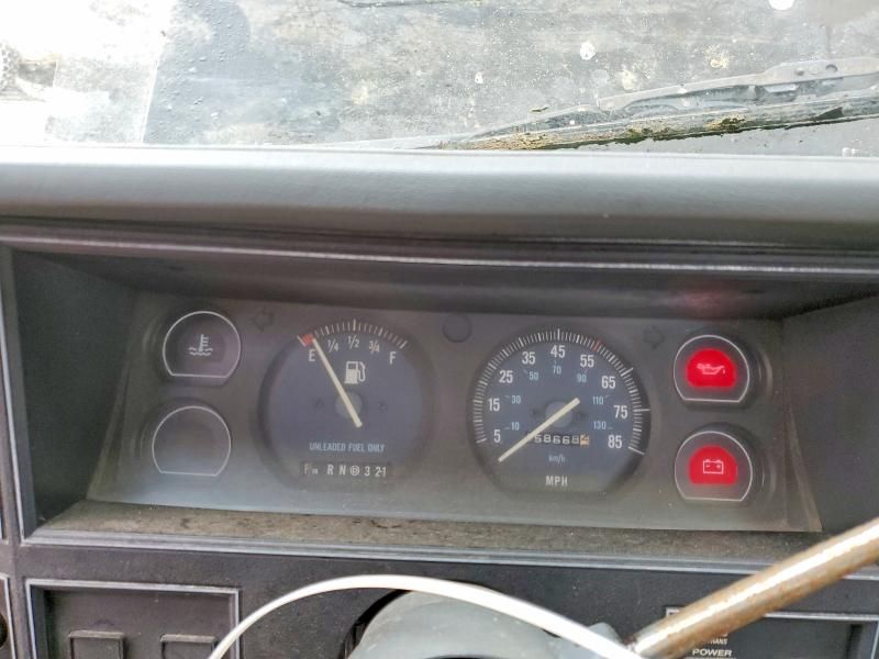 1990 Jeep Comanche Pioneer