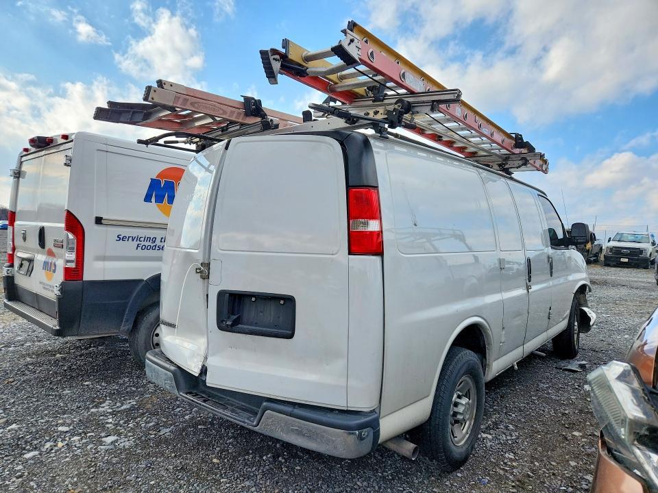 2022 Chevrolet Express 2500 Utility / Service van