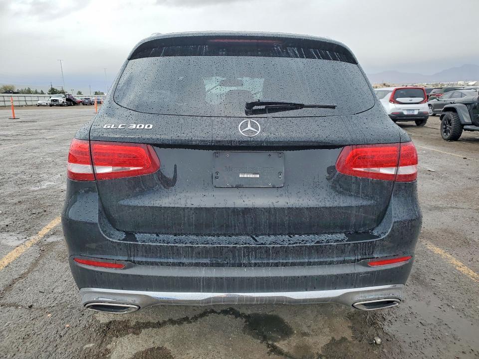 2017 Mercedes-Benz Glc 300