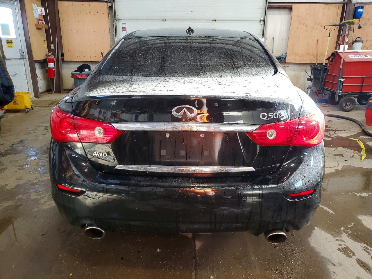 2015 Infiniti Q50 Base