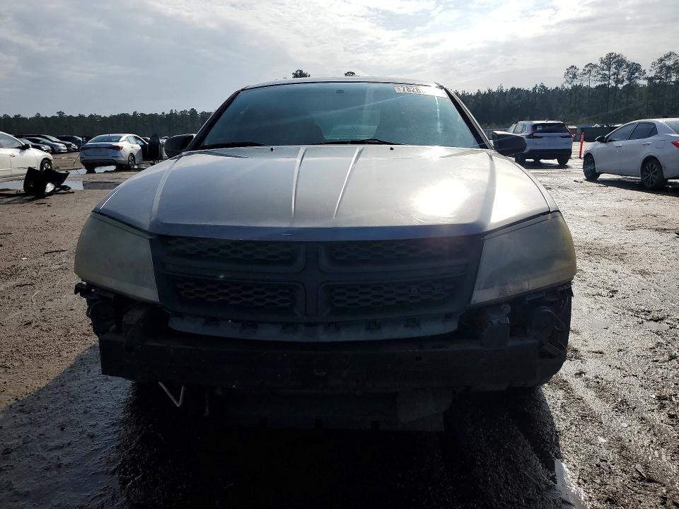 2012 Dodge Avenger se