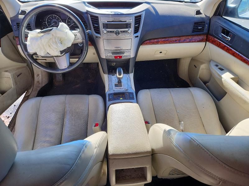 2010 Subaru Outback 2.5i Limited