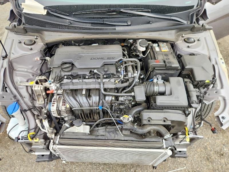 2024 Hyundai Elantra se