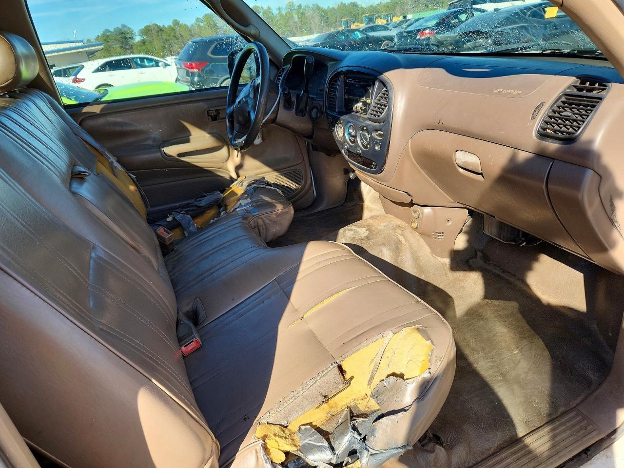 2001 Toyota Tundra Base