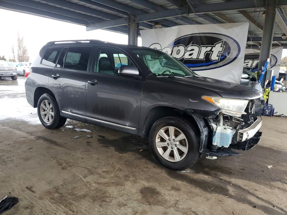 2013 Toyota Highlander Base