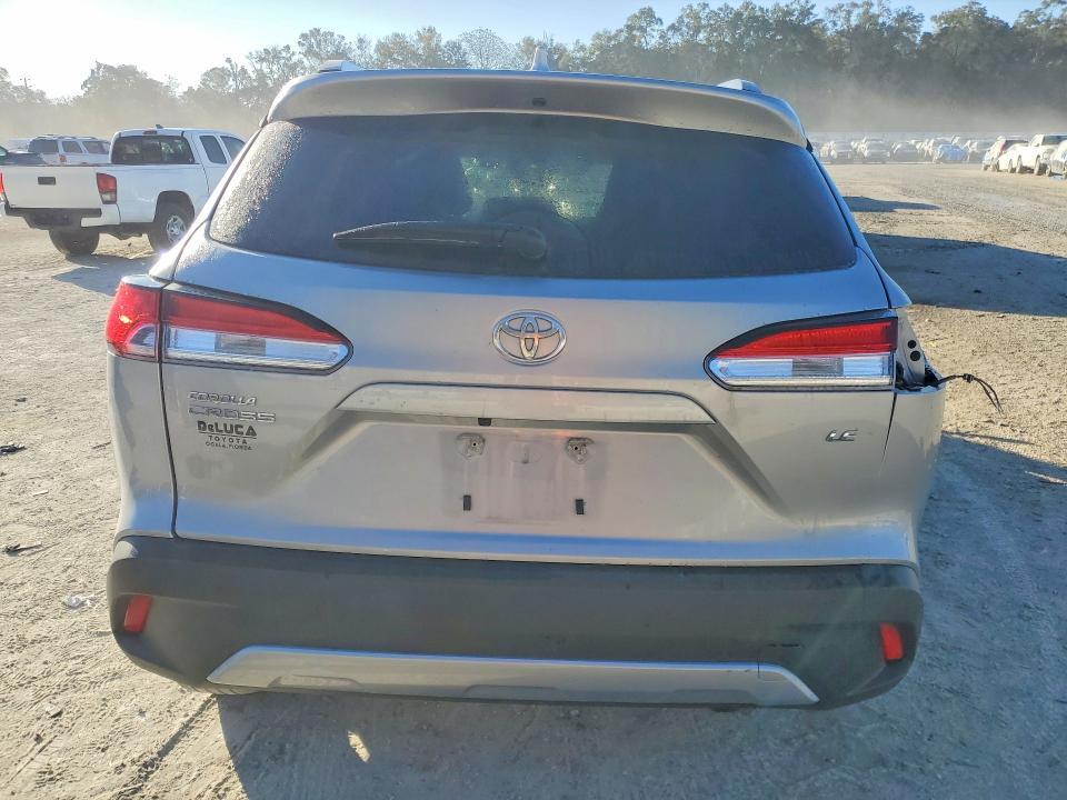 2024 Toyota Corolla Cross le