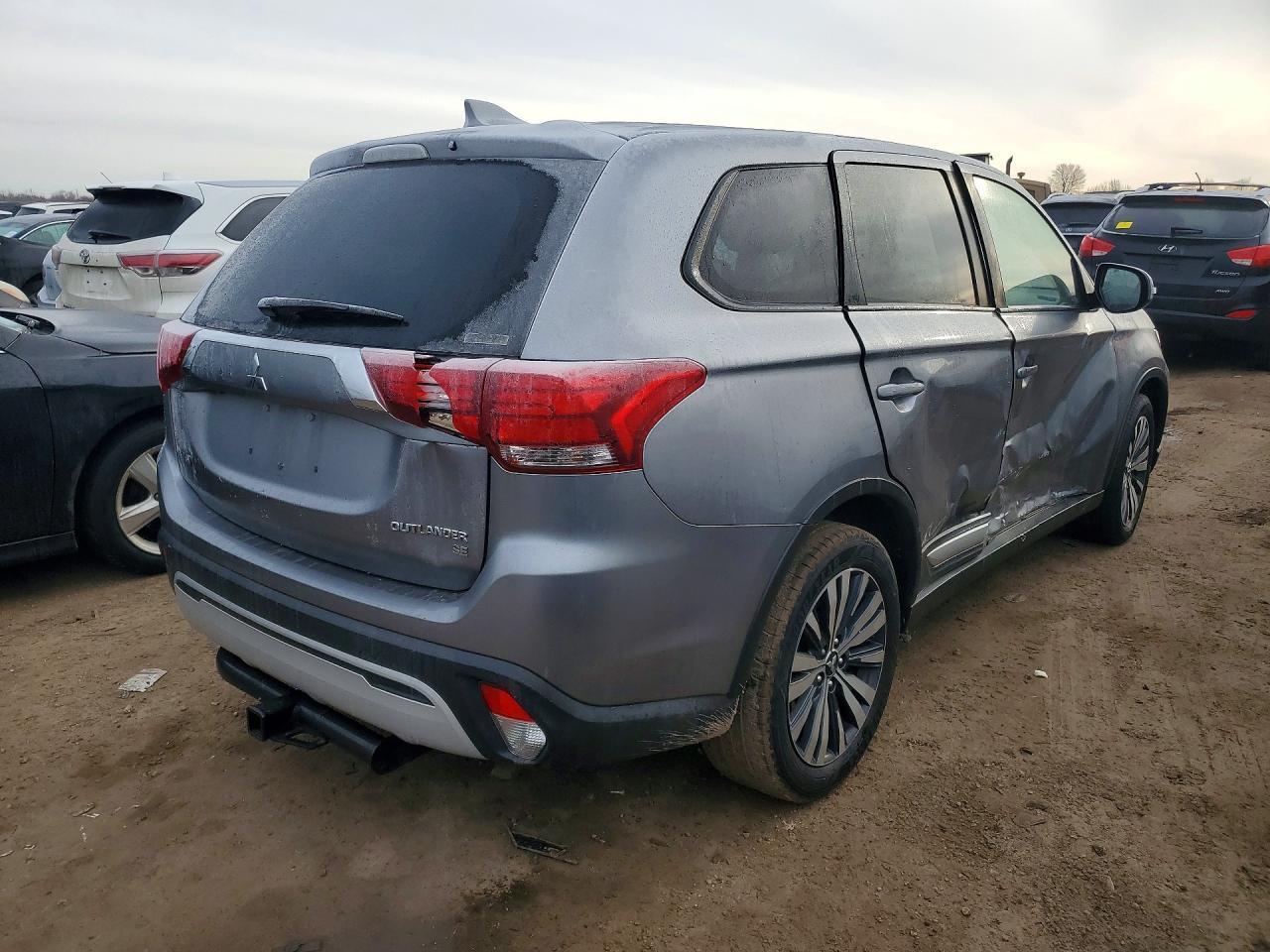 2019 Mitsubishi Outlander se