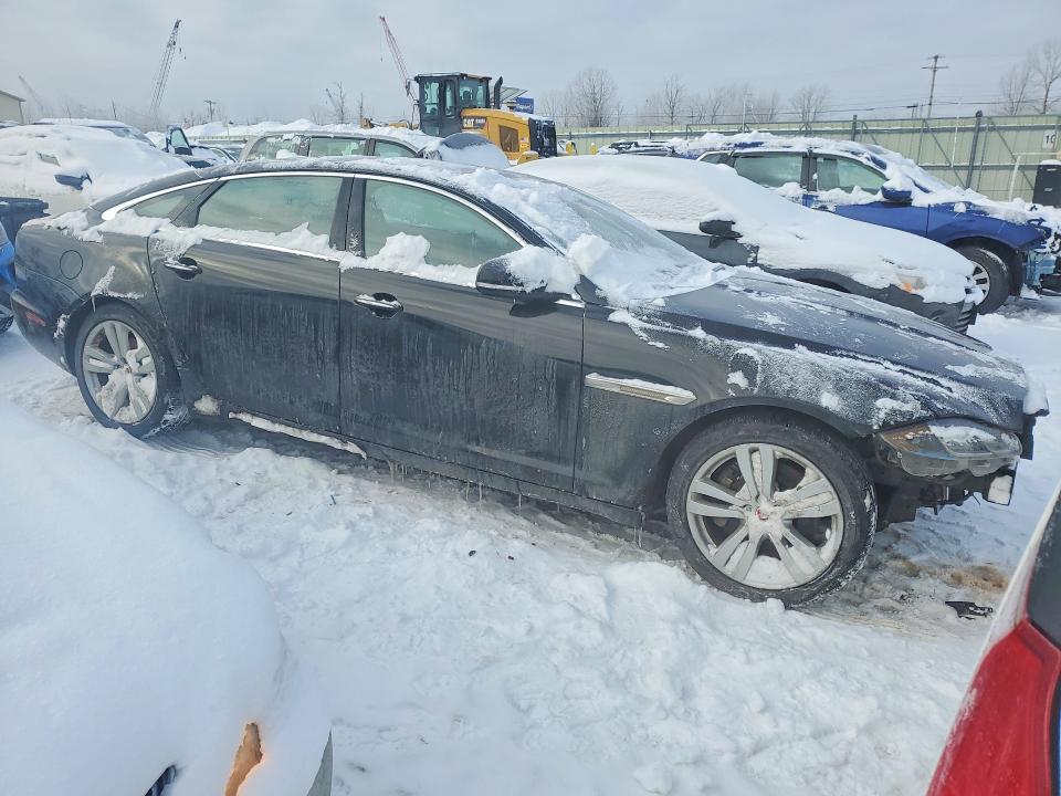 2016 Jaguar Xjl Portfolio
