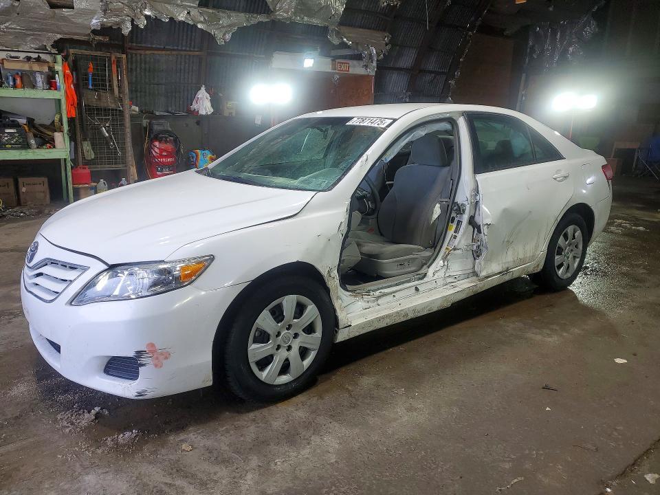 2011 Toyota Camry le
