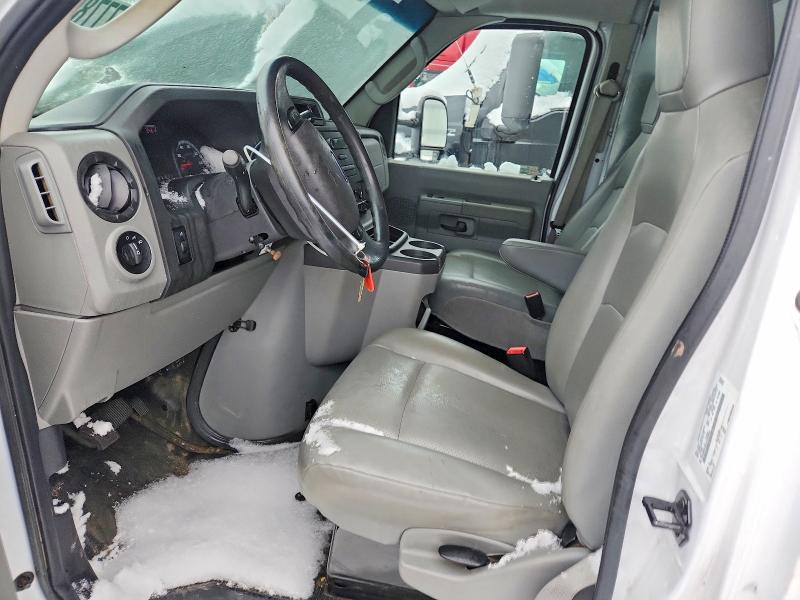 2018 Ford E350 BOX Truck