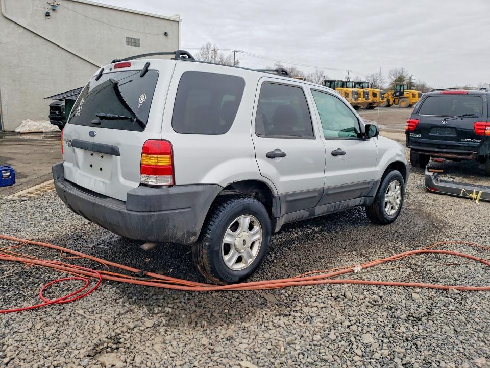 2004 Ford Escape xlt
