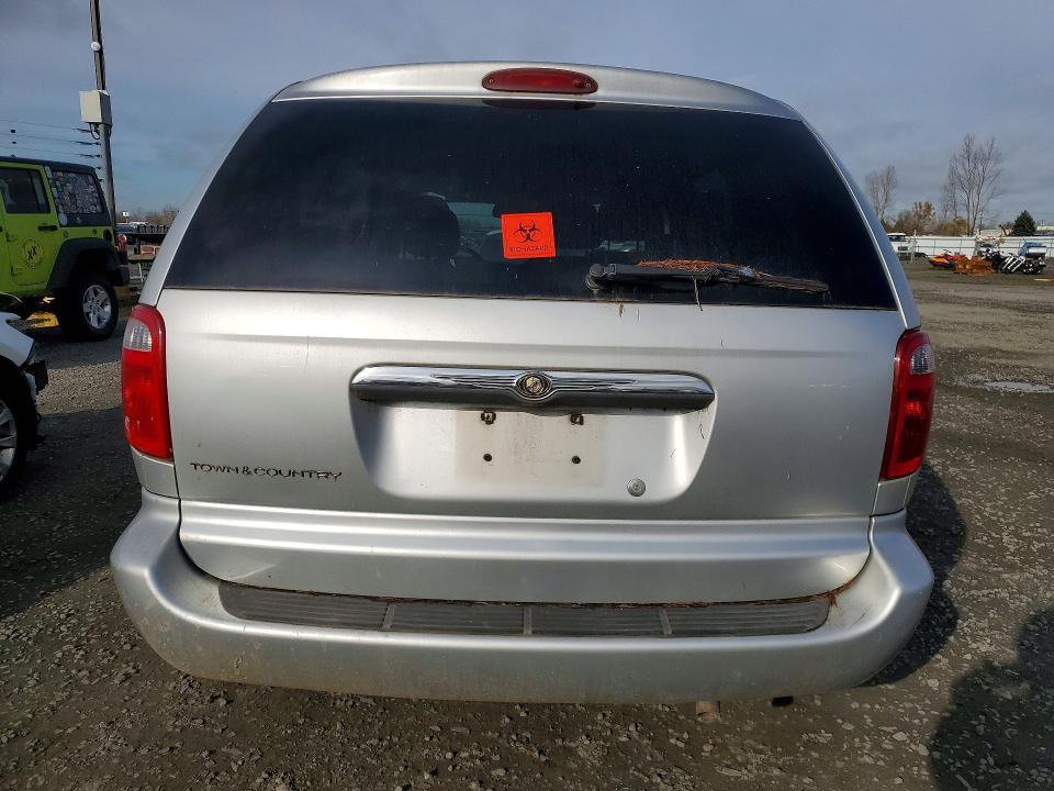 2007 Chrysler Town & Country lx