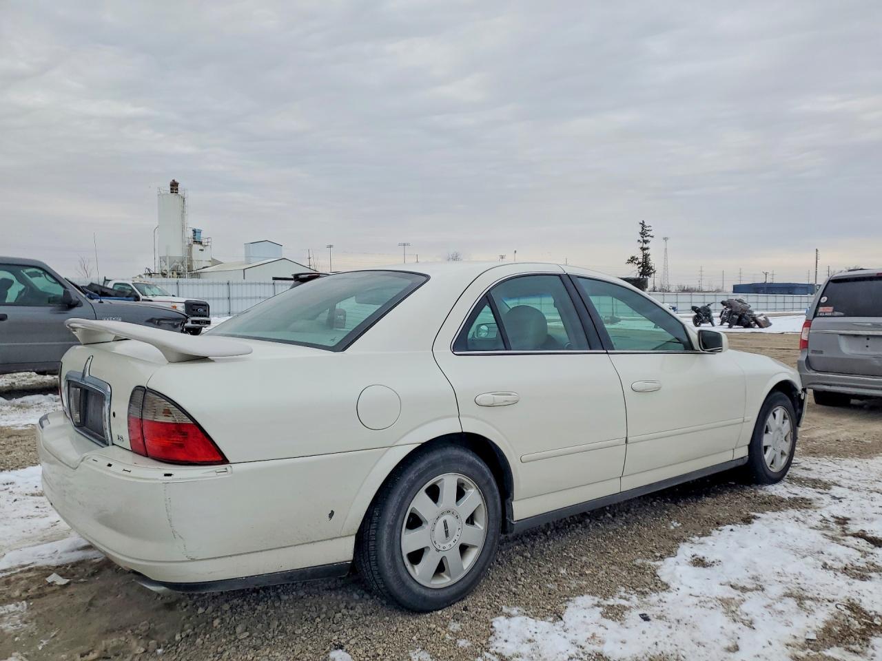 2003 Lincoln Townhouse LS