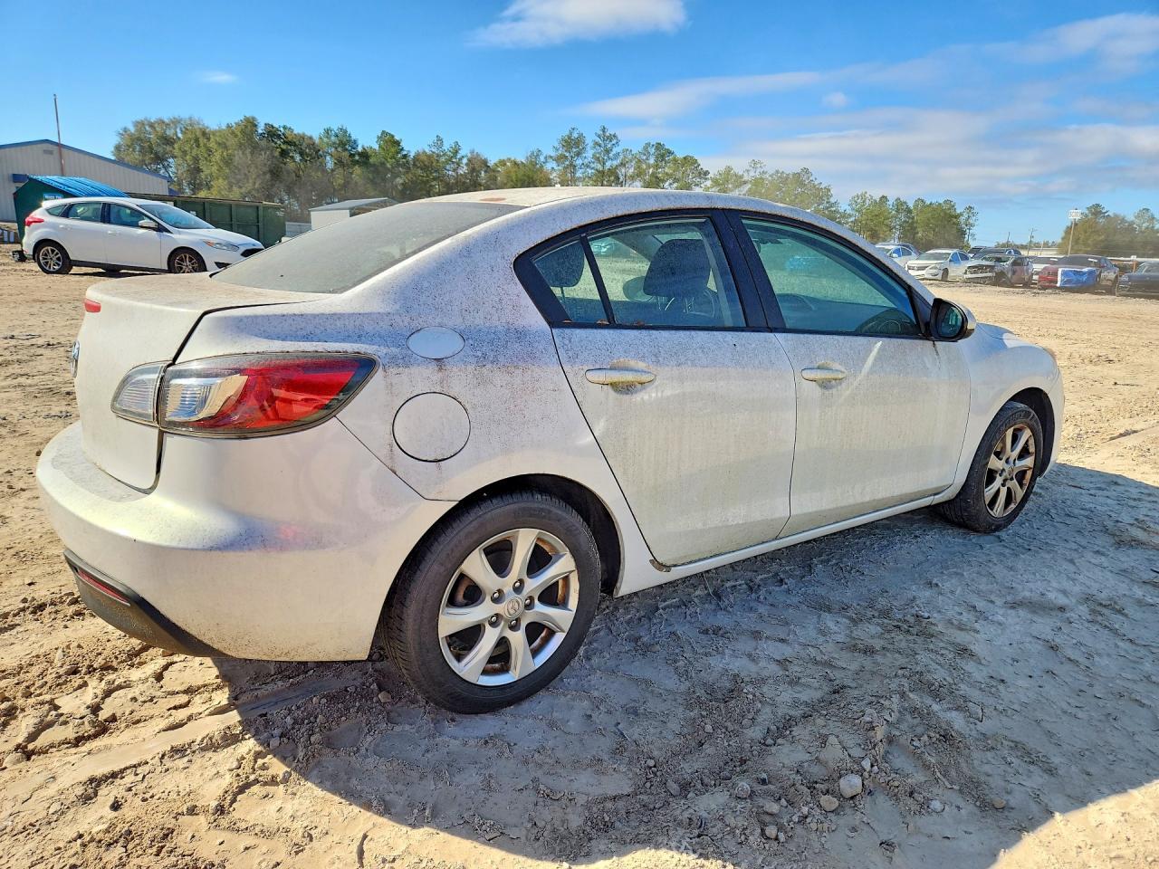 2011 Mazda 3 I