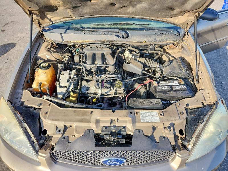 2005 Ford Taurus se