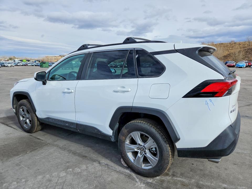 2022 Toyota Rav4 xle