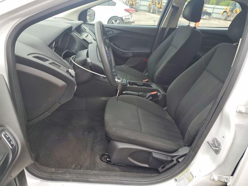 2016 Ford Focus s