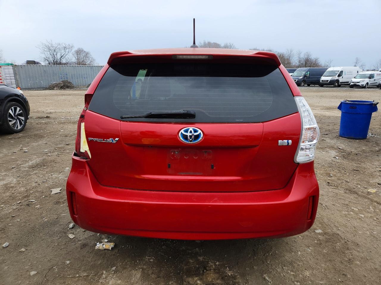2013 Toyota Prius v