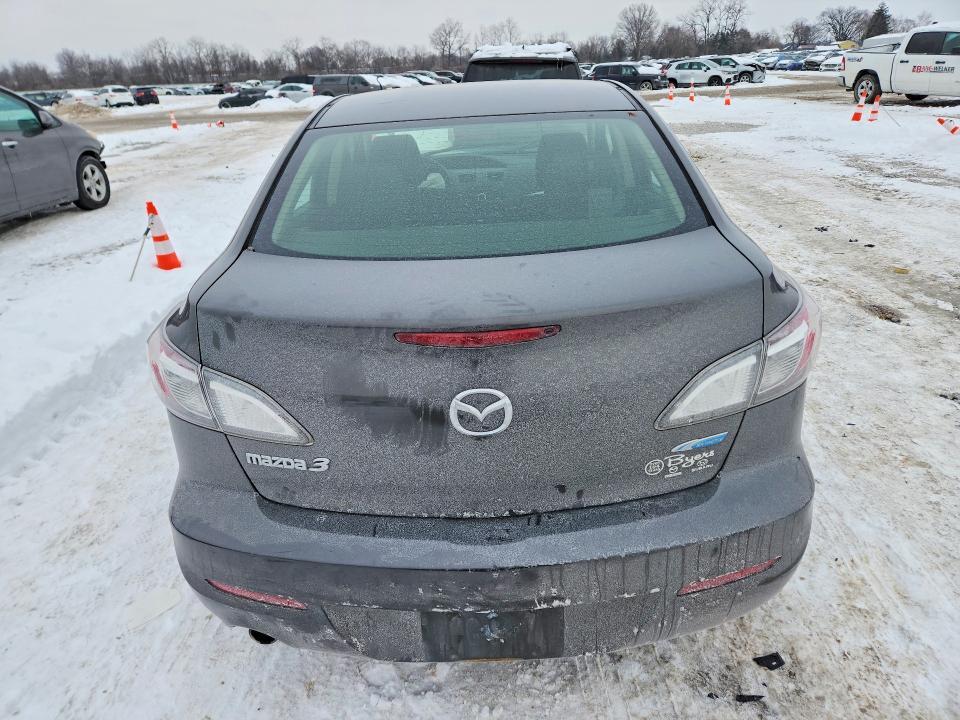 2013 Mazda 3 I
