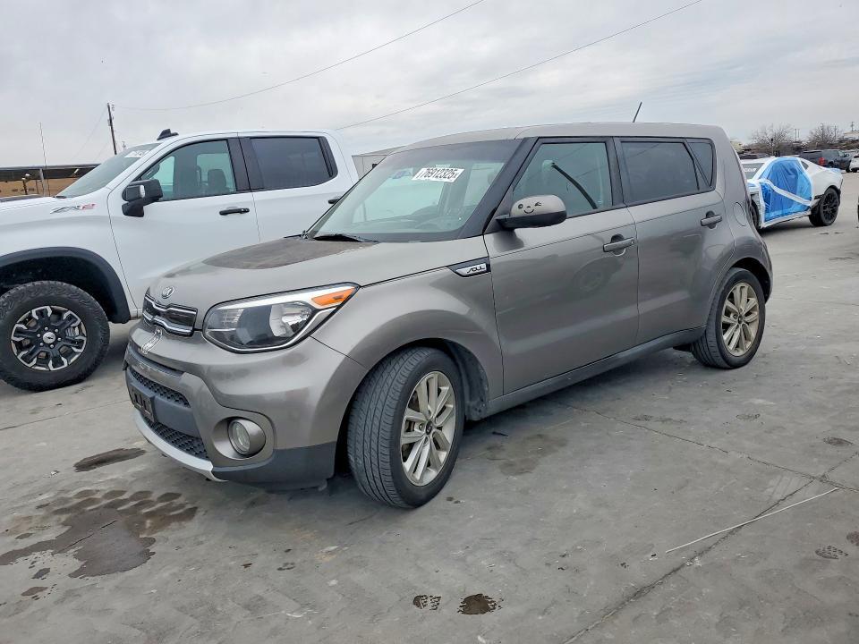 2017 KIA Soul +