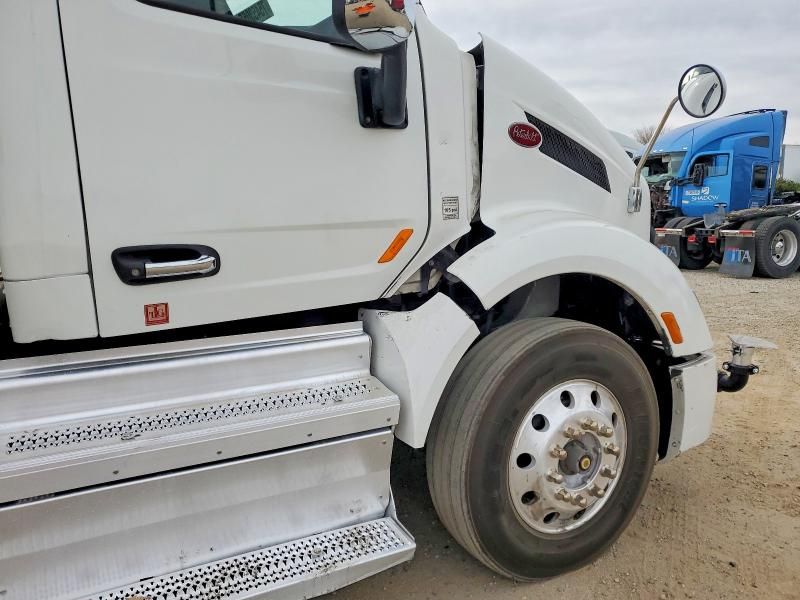 2021 Peterbilt 579 Water Truck