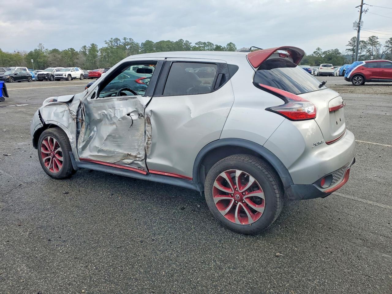 2015 Nissan Juke sl