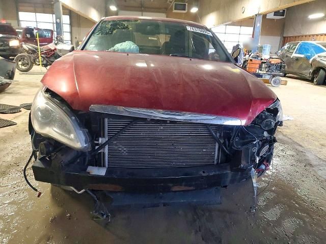 2013 Chrysler 200 Limited