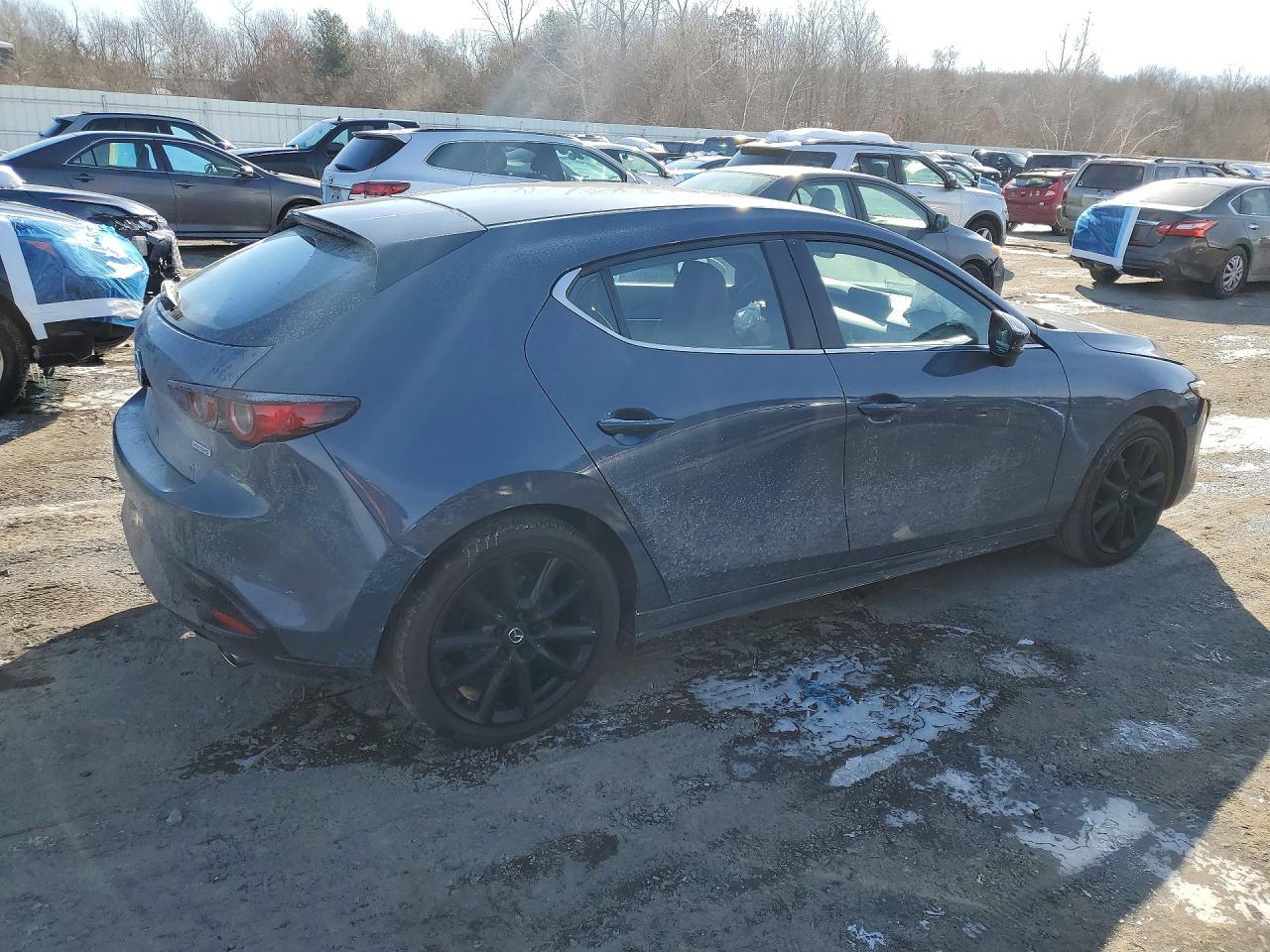 2023 Mazda 3 Preferred
