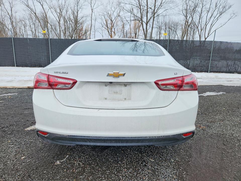 2022 Chevrolet Malibu lt