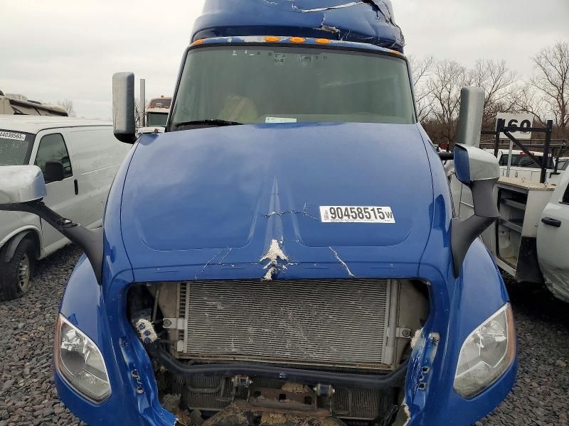 2022 International LT625