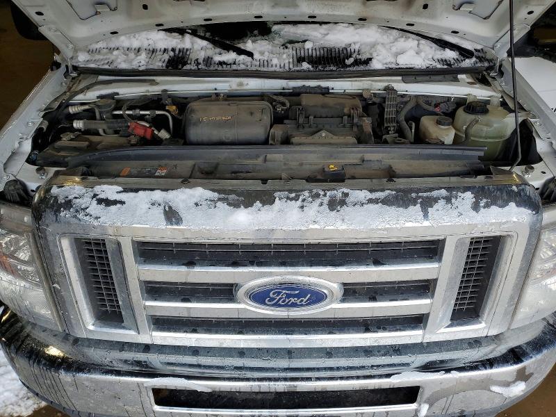 2022 Ford Econoline E450 Super Duty Cutaway Van