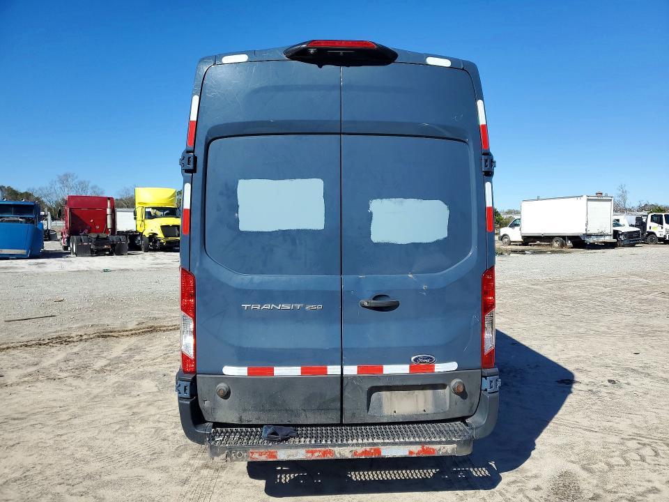 2020 Ford Transit T-250