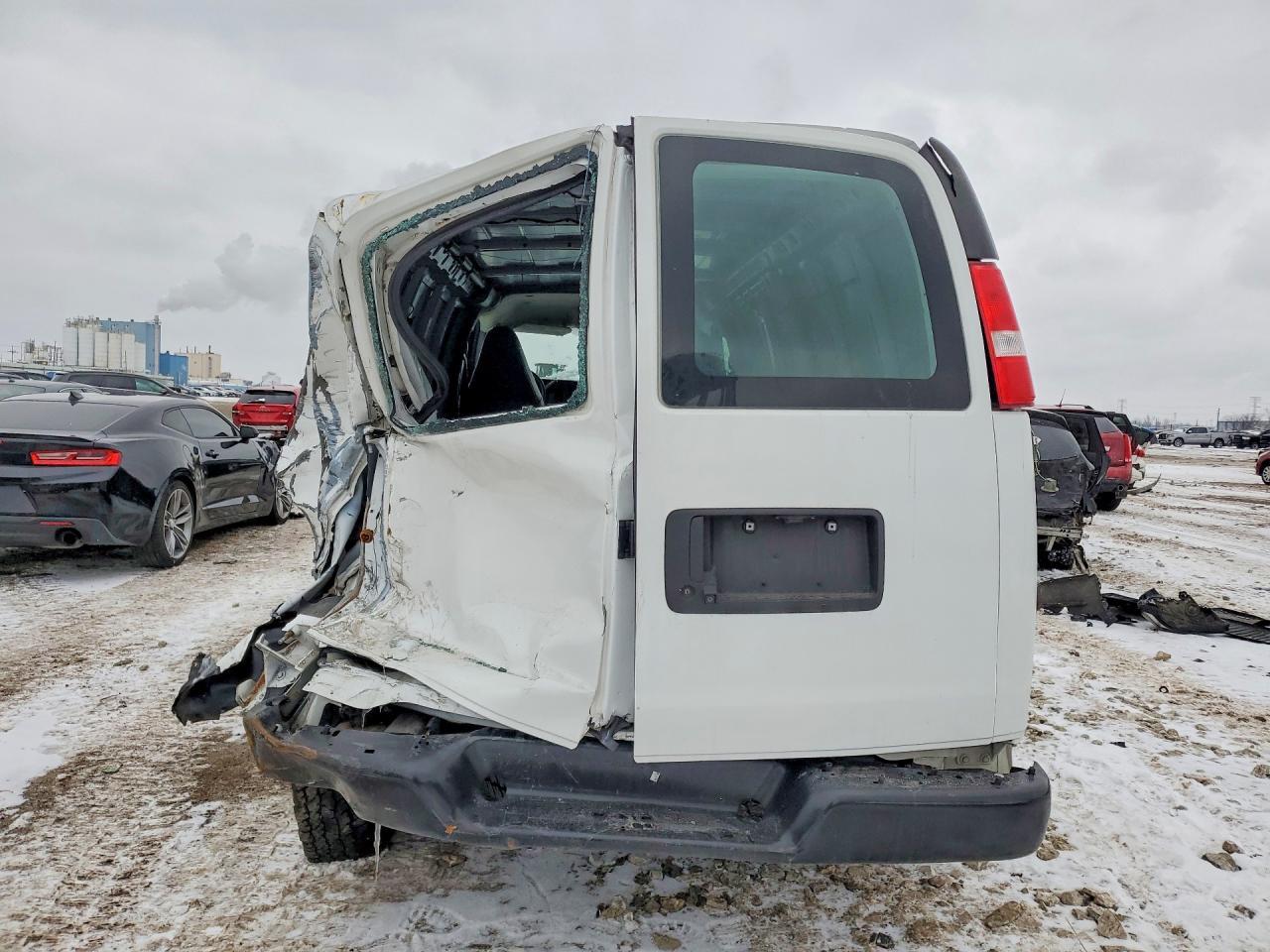 2021 Chevrolet Express G2500