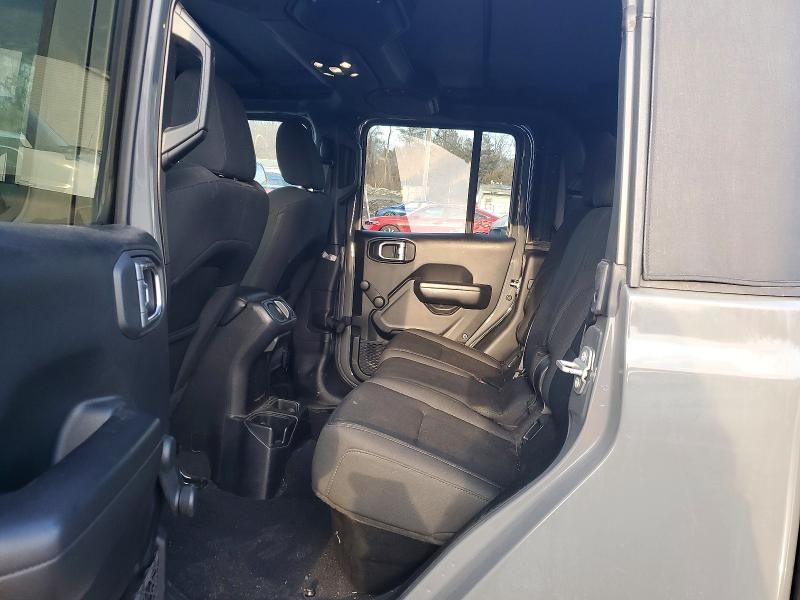 2021 Jeep Gladiator Sport