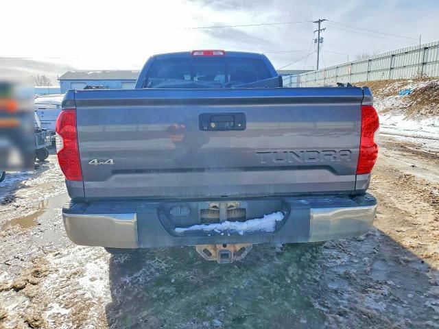 2018 Toyota Tundra Double cab sr