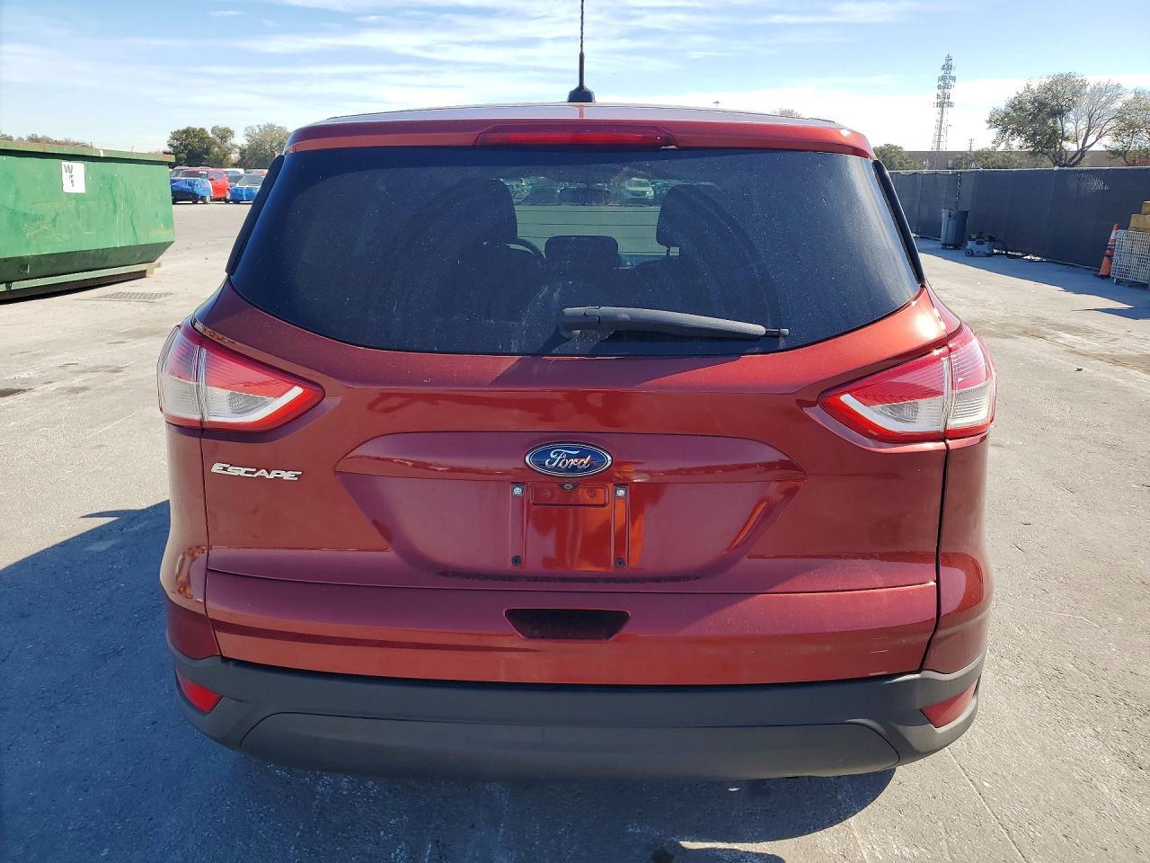 2016 Ford Escape s