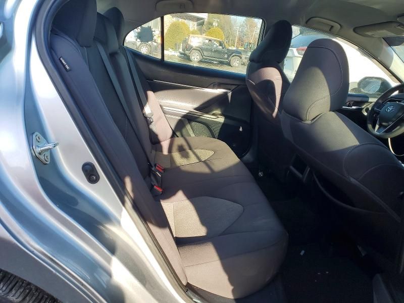 2021 Toyota Camry le