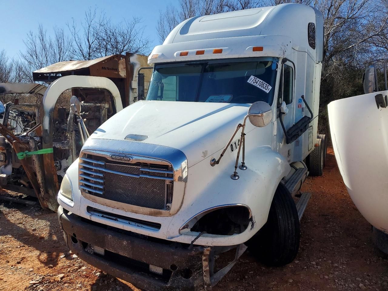 2010 Freightliner Columbia 120 Semi Truck
