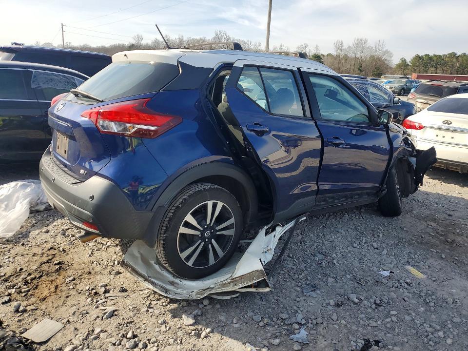 2020 Nissan Kicks