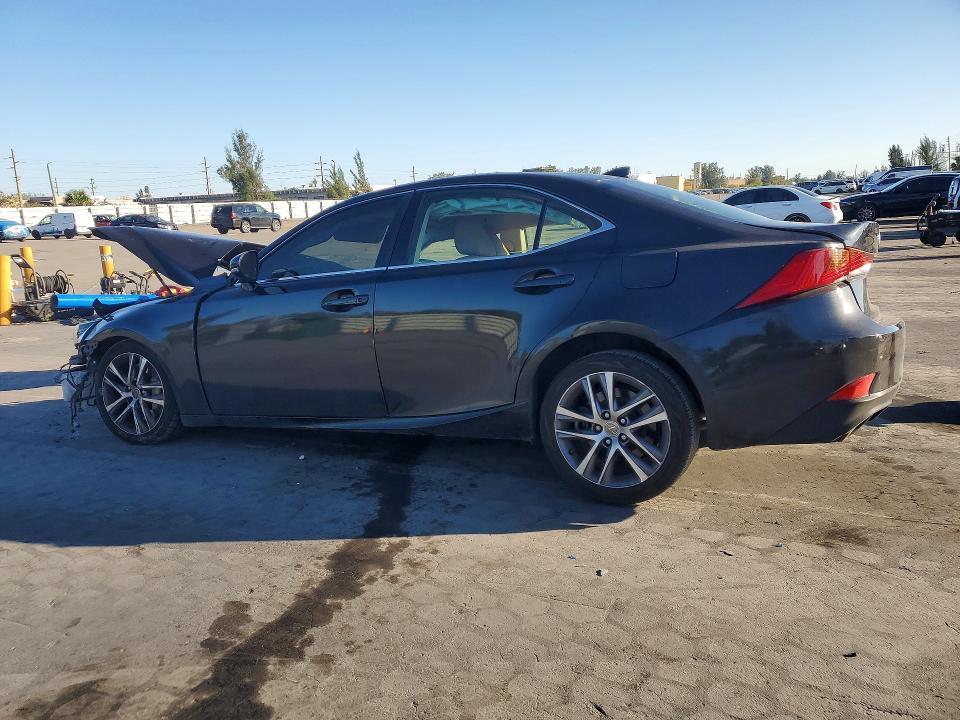 2018 Lexus Is 300