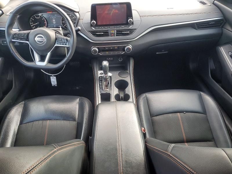 2020 Nissan Altima sr