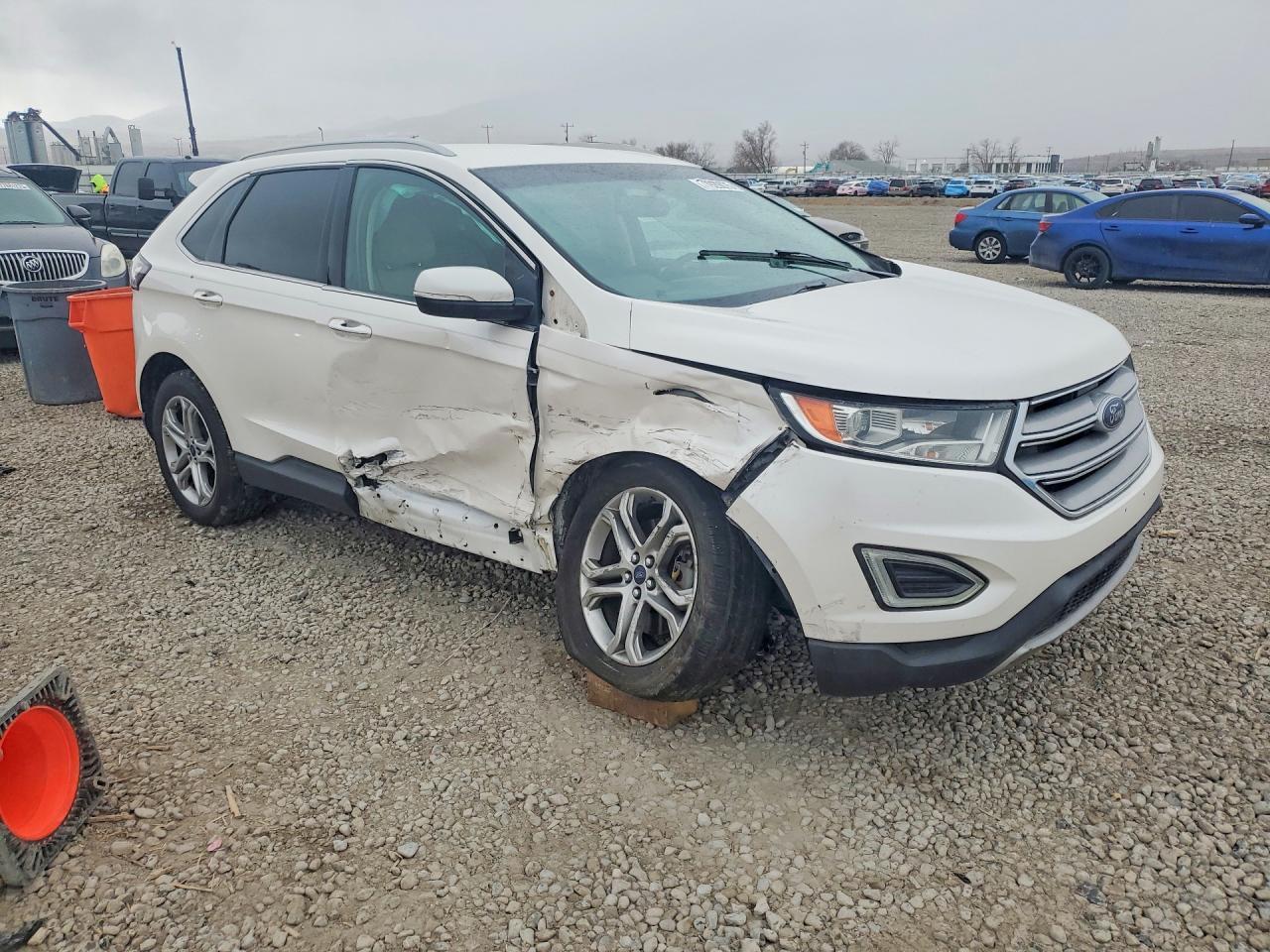 2016 Ford Edge Titanium
