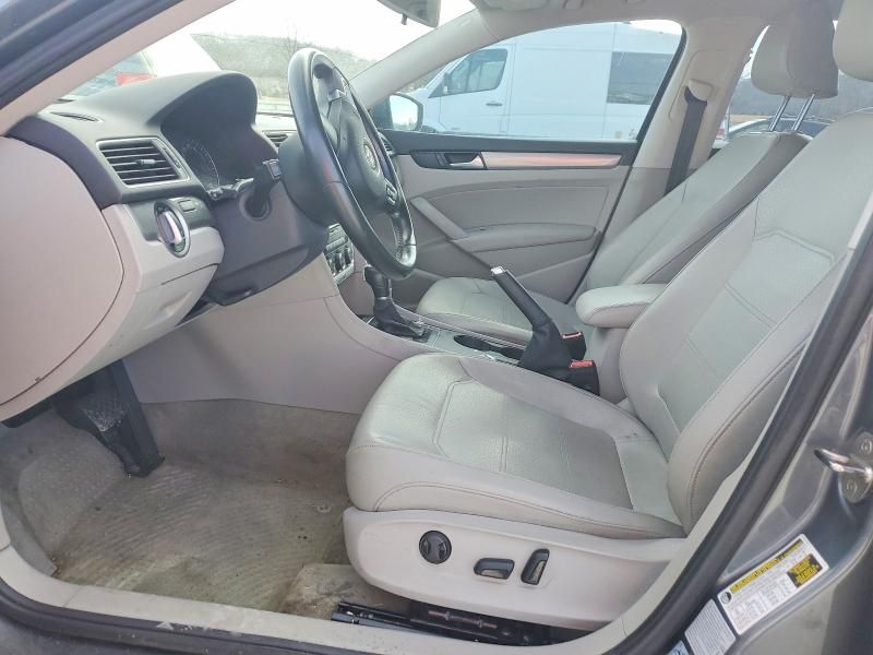 2015 Volkswagen Passat s