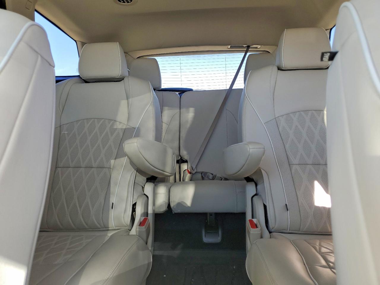 2022 Buick Enclave Avenir