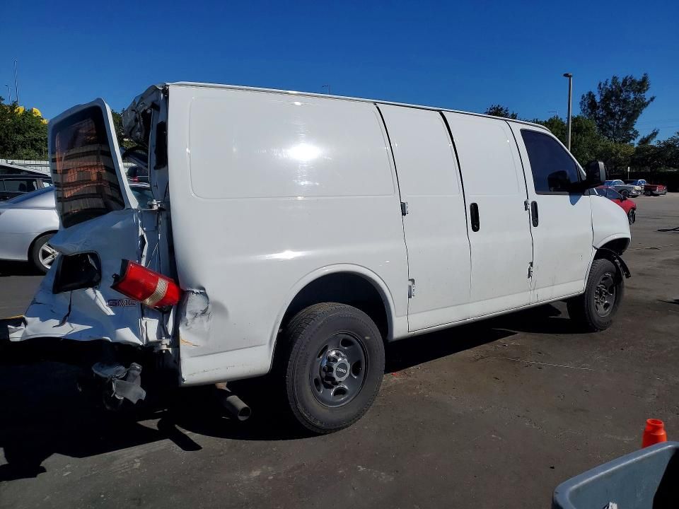 2016 GMC Savana G2500